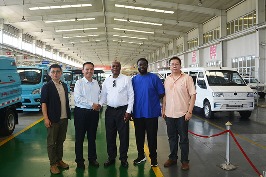 热烈欢迎加纳客商到跃迪洽谈合作